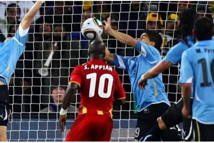 Drama Ghana vs Uruguay di Grup H Piala Dunia 2022, Luis Suarez Enggan Minta Maaf untuk Handball 12 Tahun Silam (Foto: Football5Star)