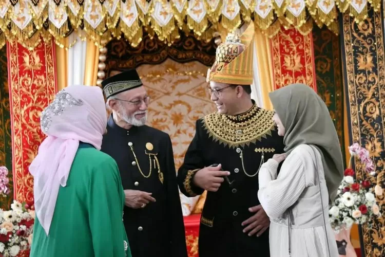 Gerilya Anies Baswedan di Aceh. (Instagram @aniesbaswedan)