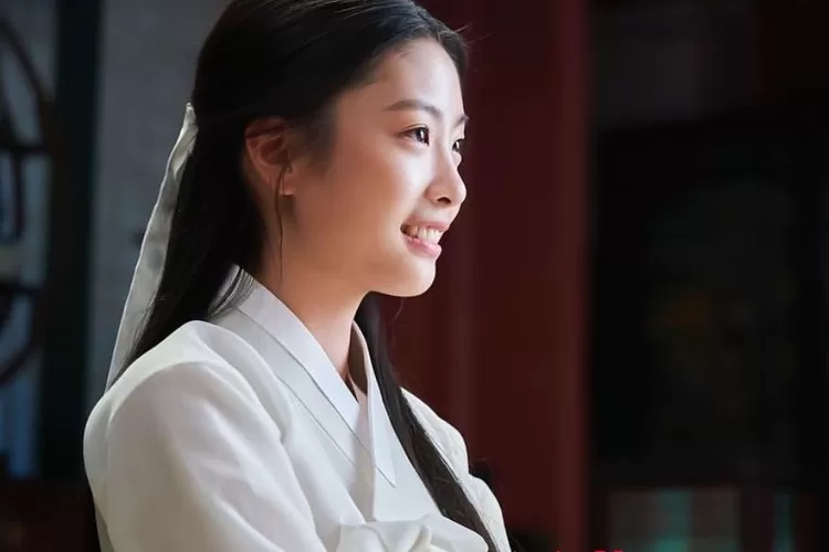 Jam tayang dan link nonton Under the Queens Umbrella episode 15 yang akan tayang malam ini 3 Desember 2022 (tvN)