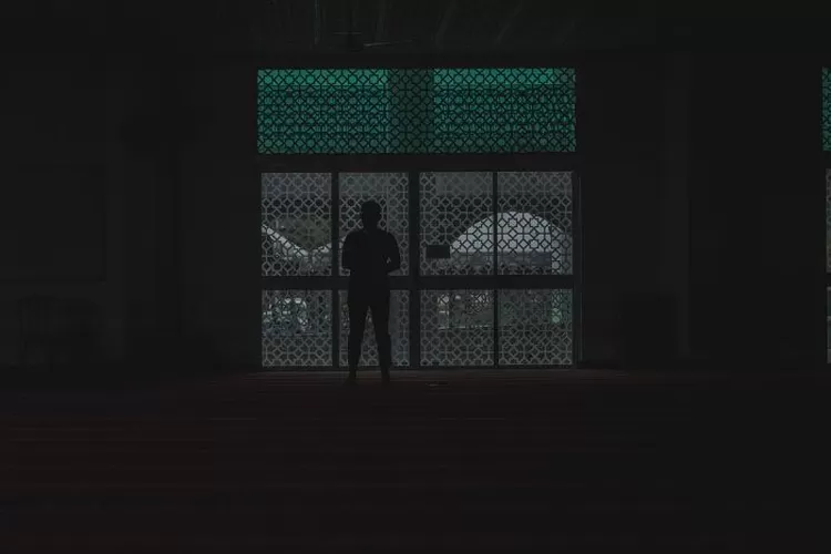 Kesiangan Sholat Subuh Harus Bagaimana? 