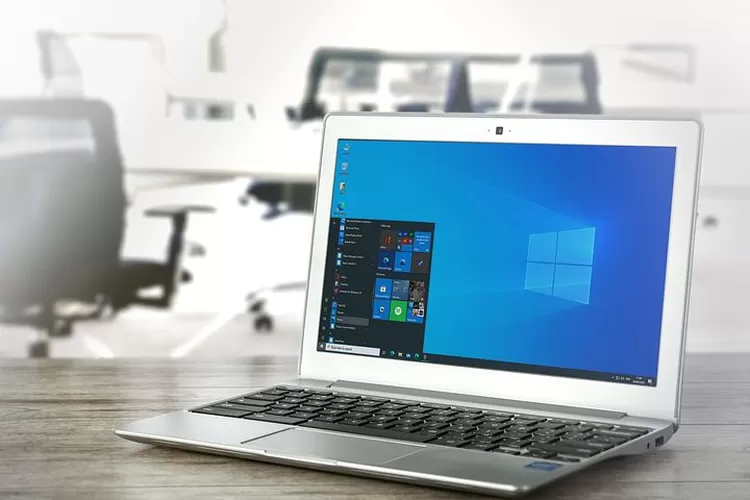 Ilustrasi sistem operasi Microsoft Windows pada laptop. (Pixabay.com)