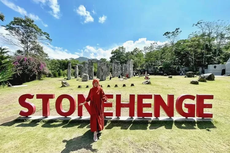 Destinasi wisata Stonehenge ala Eropa di Sleman Jogjakarta (Instagram @stonehenge_jogja)
