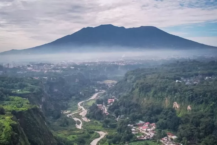 Desa wisata Nagari Sianok Anam Suku termasuk kedalam desa terindah di Sumatera Barat (Akun Instagram @bukittinggikuu)