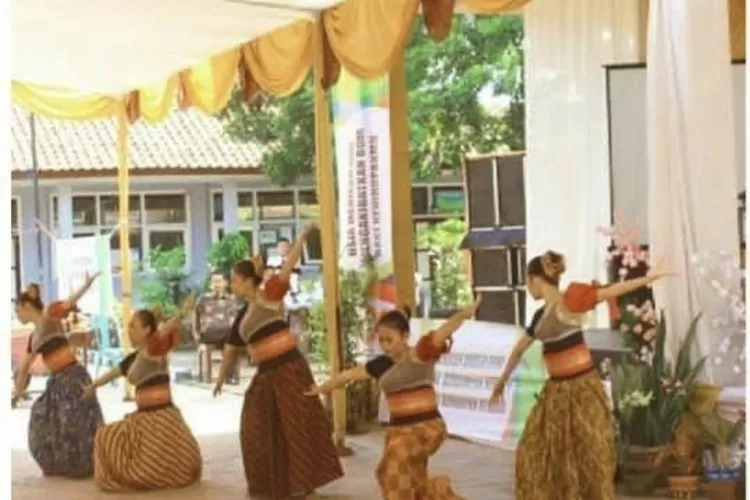 Mengenal Budaya Indonesia Yaitu Seni Jaipong, Tarian Khas Yang Berasal ...