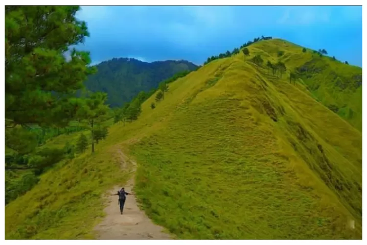 Bukit Siadtaratas, salah satu rekomendasi destinasi wisata yang ada di Sidikalang Dairi Sumatera Utara (Instagram @travelmatesiantar)