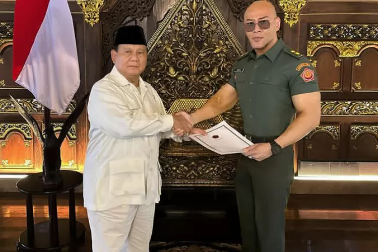 Deddy Corbuzier Terima Pangkat Letnan Kolonel Tituler TNI AD. (INSTAGRAM/@mastercorbuzier)