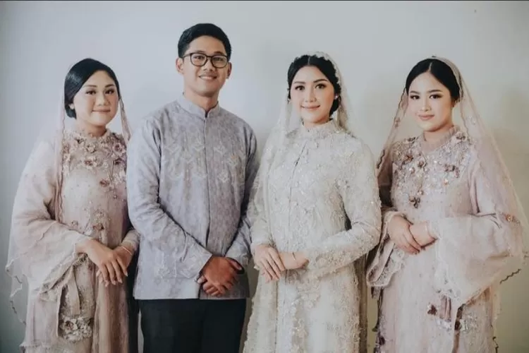 Potret anggun dan cantik Erina Gudono saat prosesi semaan Alquran.  (sumber foto Instagram @erinagudono)