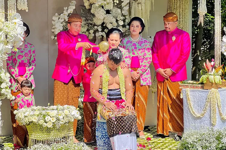 Prosesi siraman Kaesang. Foto/Instagram (Foto/Instagram)