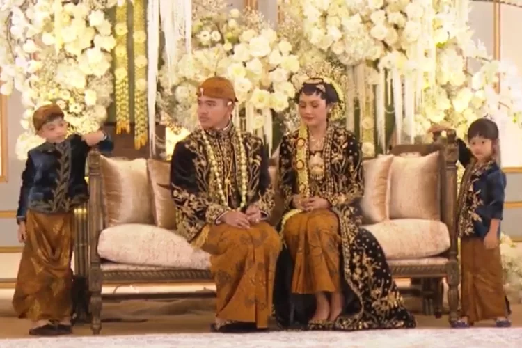 Jan Ethes jadi sorotann dipernikahan Kaesang. Foto/Instagram (Foto/Instagram)