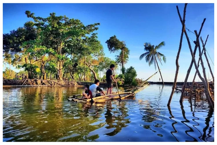 Destinasi wisata Pantai Karindangan di Kalimantan Selatan (Instagram @hermantochandra)