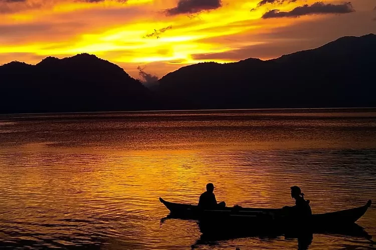 Asal usul Danau Maninjau, wisata alam menakjubkan di  Sumatera Barat (Akun Instagram @exploremaninjau)