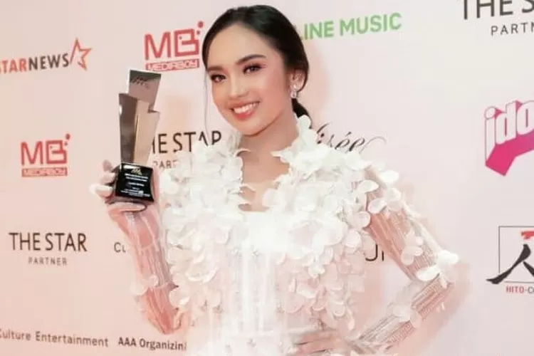  Lyodra Ginting berhasil meraih penghargaan di Asia Artis Award 2022 (Twitter StarHits)
