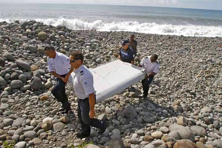 Puing Pesawat MH370 Malaysia Airlines Ditemukan (NET)