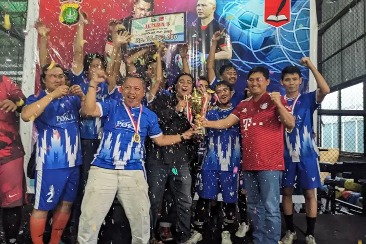 Tim Futsal Pokja Tangerang Kota menjuarai turnamen Kapolda Cup 2022 di Planet Futsal Artha Gading. (Sadono )