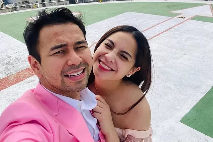 Raffi Ahmad dan Nagita Slavina pernah punya pengalaman ditipu partner bisnis (Foto: Gorajuara.com/dok: Instagram @raffinagita1717 )