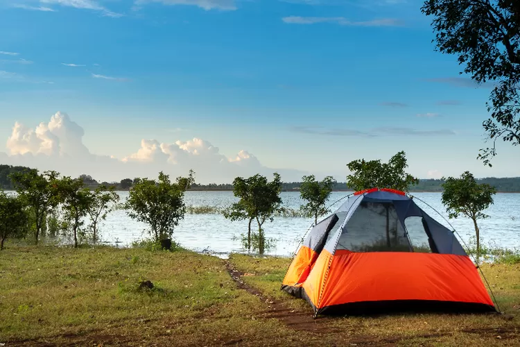 Tips camping di daerah pantai (Pexels Quang Nguyen Vinh)