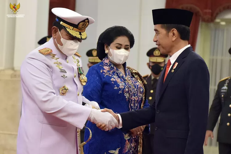 Tiga pesan penting Presiden Jokowi ke Panglima TNI Laksamana Yudo Margono, lihat nomor 2 dan 3 (Sekretariat Kabinet)