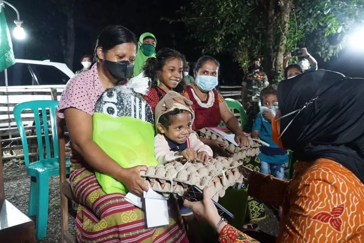 Muslimat NU dan Aisyiyah melakukan edukasi  gizi masyarakat