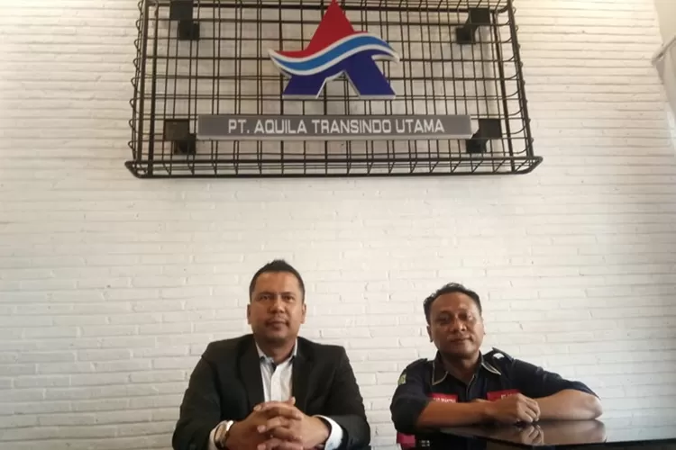Kuasa hukum PT ATU, Oktorian Sitepu saat konferensi pers di kantor PT Aquila Transindo Utama.  (Muslihun/Kontributor)