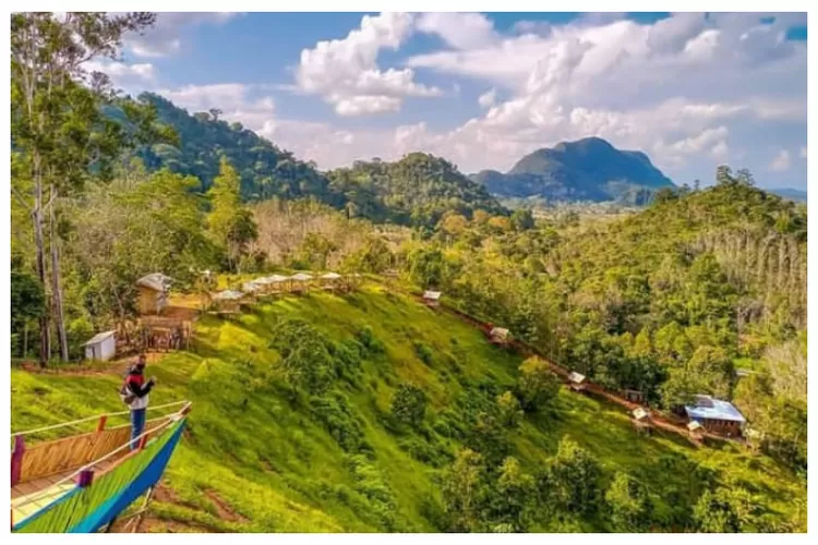 Destinasi wisata Kampoeng Bamboe Tandilang di Kalimantan Selatan (Instagram @Jelajahbarabai)
