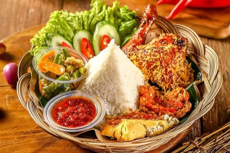 Pondok Laras, tempat wisata kuliner hits dan kekinian di Depok (Instagram @pondoklaras.lesehan)