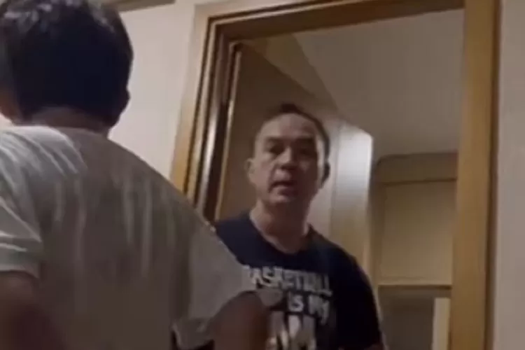  Wajah pelaku KDRT terhadap istri dan anaknya diduga karyawan OVO. (Instagram @ikeyyuuuu)