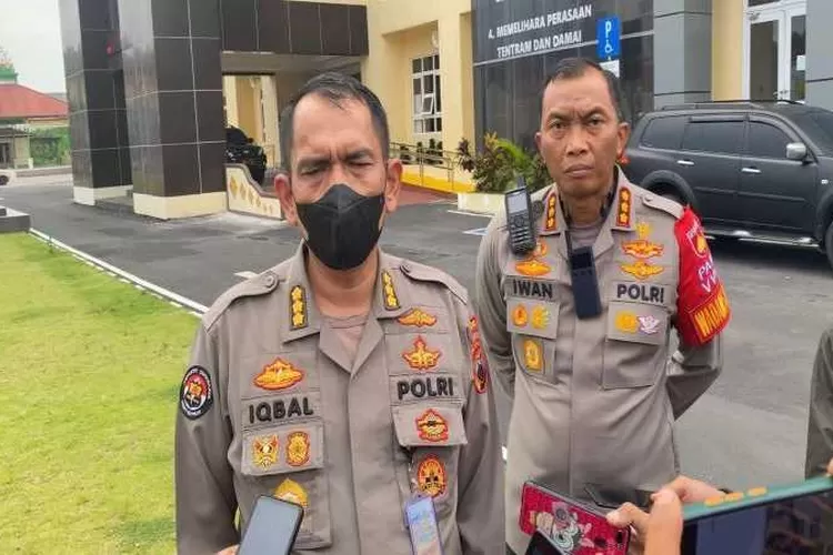 Kabidhumas, Kombes Pol M Iqbal Alqudusy bersama Kapolresta Surakarta Kombes Pol Iwan Saktiadi (istimewa)