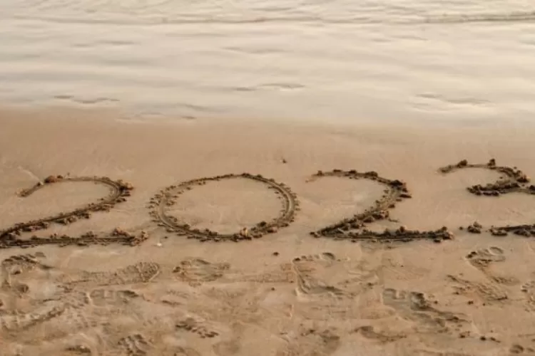 30 Lagu Tahun Baru 2023, Rekomendasi Lagu Barat, Indonesia, hingga Korea! (Engin Akyurt/pexels.com)