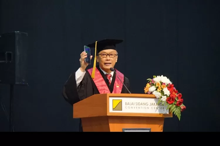 Orasi ilmiah Guru Besar Universitas Borobudur Prof. Dr. Zudan Arif Fakrulloh, SH, MH  menyatakan transformasi digital Dukcapil telah berdampak lebih cepat, lebih baik, dan efektif  (AG Sofyan )