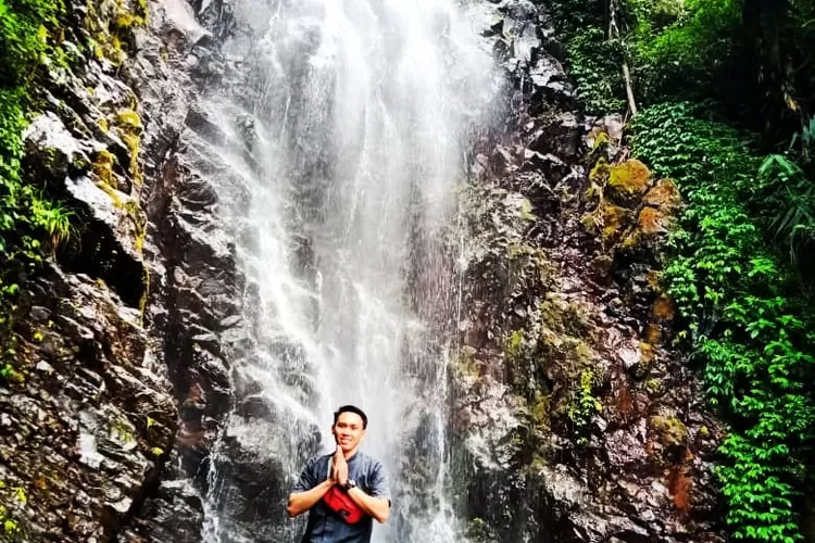 Air Terjun Tirtosari, destinasi wisata di Magetan (Instagram @mamang_usuf)
