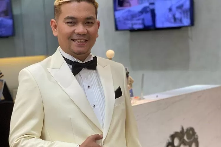 Kronologi Indra Bekti yang mengalami pecah pembuluh darah di hari ulang tahunnya. (Instagram @indrabekti)