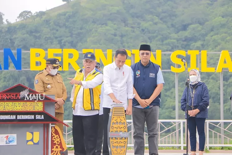 Presiden RI H Joko Widodo resmikan Bendungan Beringin Sila, Sumbawa. (Suara Karya/Istimewa)