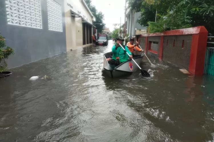 Hujan yang terus melanda di Jawa Tengah menyebabkan banjir. (Dok. BNPB)