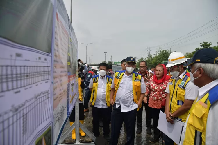 Bantu Pemkot Semarang Tangani Banjir, Kementerian PUPR Datangkan Tambahan Pompa