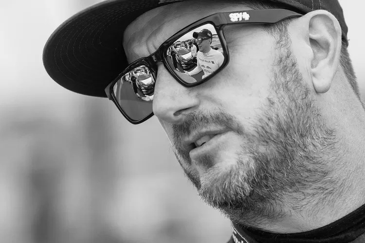 Ken block meninggal karena kecelakaan snowmobille