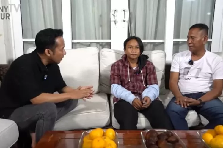 Terungkap! Ternyata benar saudara tertua Fajar Sad Boy adalah ayahnya. Ini penjelasan Ayah Fajar (YouTube Denny Cagur TV)