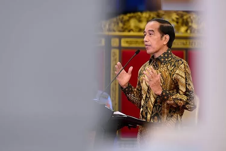 Perpu Cipta Kerja Naik, Mantan Ketua MK Sebut Adanya  Permakzulan Presiden Jokowi (Yoriesta Afnenda Ramizal)