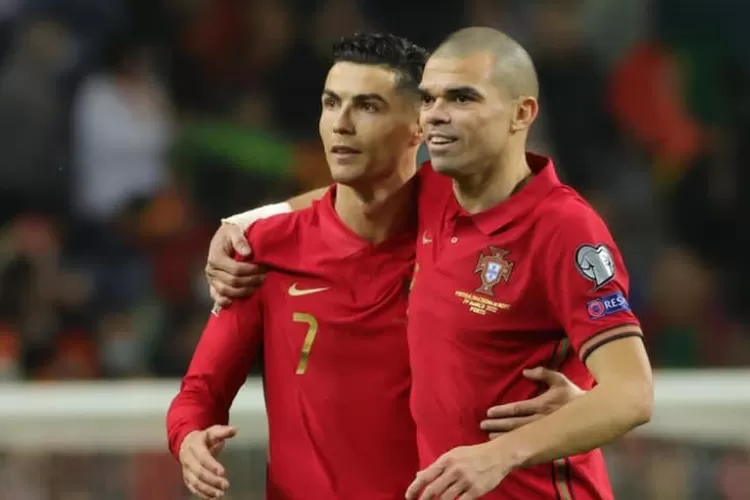Setelah resmi dengan Al Nassr, Cristiano Ronaldo menginginkan Pepe untuk ikut gabung