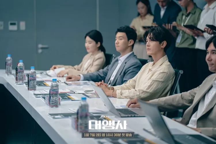 Lee Ki Woo dan Lee Bo Young dalam drakor terbaru Agency (JTBC)