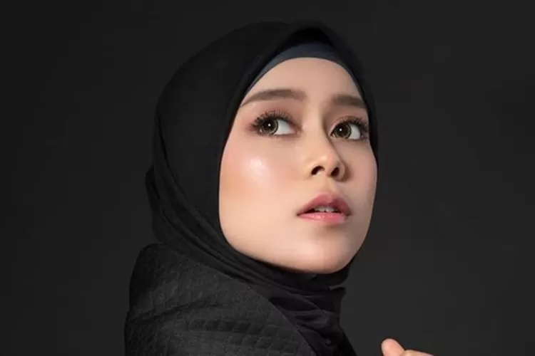 Lesti Kejora Batal Tampil di HUT Indosiar Ke-28, Istri Rizky Billar Langsung Kenang Momen di Madinah (Instagram @lestykejora)