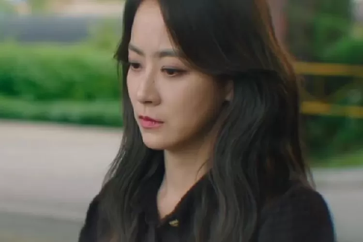  Spoiler Trolley Episode 7, Jin Seung Hee bimbang dengan niat balas dendamnya terhadap Kim Hye Joo (SBS)