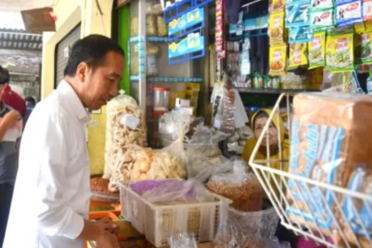 Presiden Jokowi ke Pasar Sentul Yogyakarta (BPMI Setpres/Rusman)