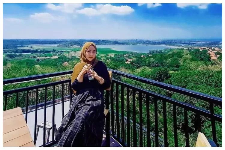 Tempat wisata di Cirebon, Talaga Langit Anti Galau (Instagram @kikimikyyy_)