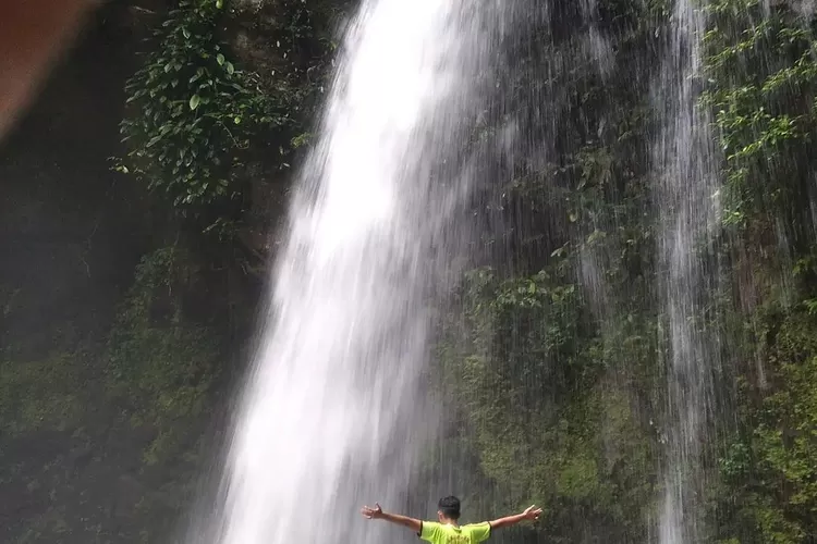 Pesona Air Terjun Langkuik, wisata alam yang jarang diketahui di Kabupaten Agam, Sumatera Barat (Instagram @airterjunlangku)