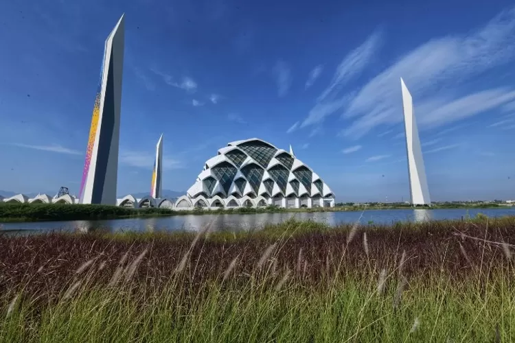 Lalu lintas ke Masjid Al Jabbar akan direkayasa (screenshoot instagram @humasjabar)