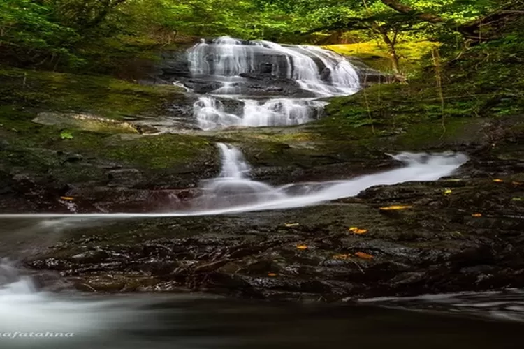 Sensasi bak kulkas alami di keindahan Air Terjun Lamasua, wisata  alam yang menawan di Bone, Sulawesi Selatan (instagram @ dharmafatahna                       )