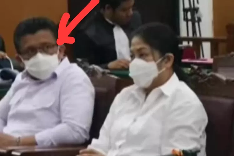 Ferdy Sambo Memakai Kacamata (Tangkap Layar Youtube PolriTV)