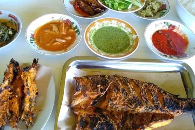 7 tempat kuliner paling enak di Padang (tripadvisor)