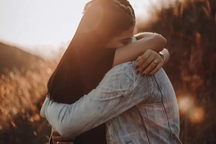 Ilustrasi jangan melepaskan pasangan saat ketahui karakter ini (Unsplash/Igor &Eacute;rico)