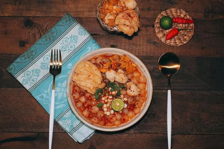  Cimol Kuah Mercon pedas nampol dijamin bikin anda ketagihan, Yuk bikin sekarang! (Instagram @dellanykitchen)